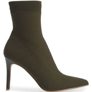Steve Madden Olive Claire Sock Bootie (Never worn)